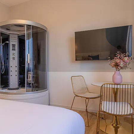 Venus - Romantic Private - Centro Livorno